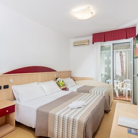 ליגננו סביאדורו Hotel Regina מראה חיצוני תמונה