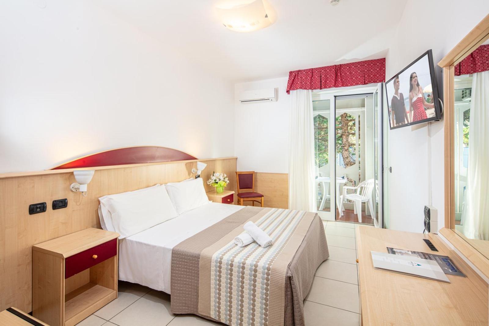 ליגננו סביאדורו Hotel Regina מראה חיצוני תמונה