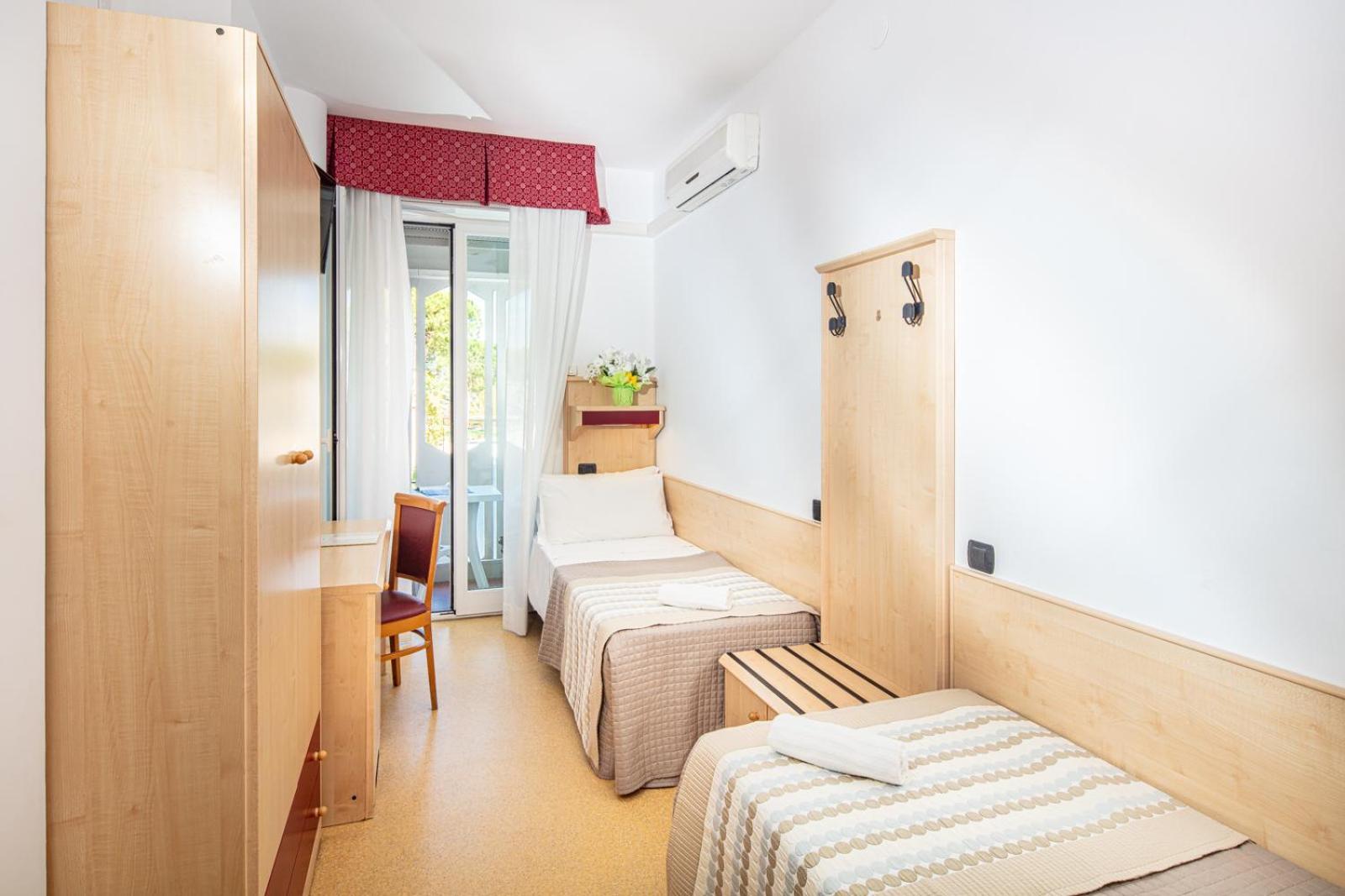 ליגננו סביאדורו Hotel Regina מראה חיצוני תמונה