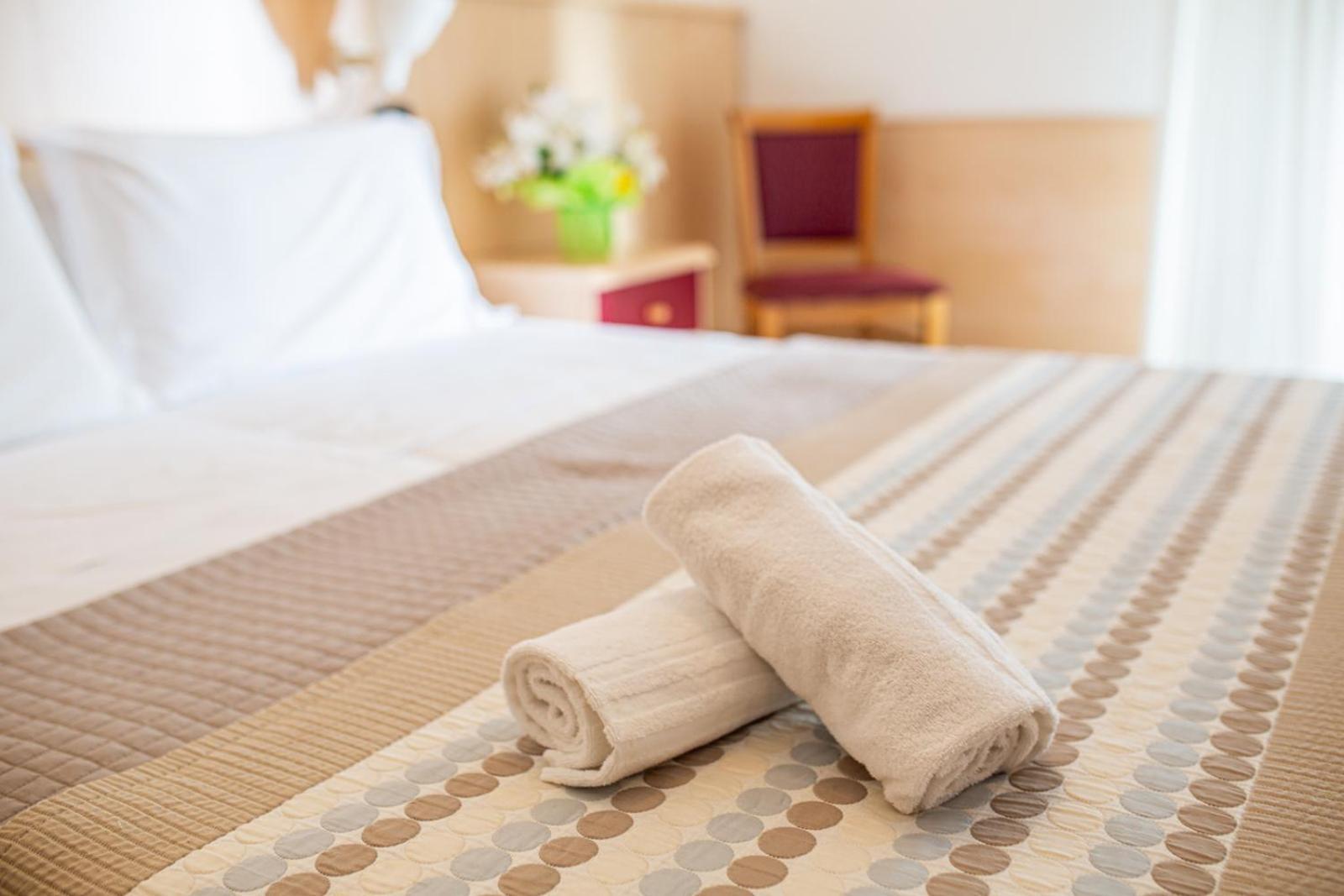 ליגננו סביאדורו Hotel Regina מראה חיצוני תמונה