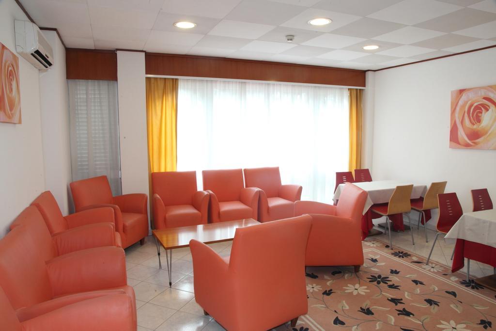ליגננו סביאדורו Hotel Regina מראה חיצוני תמונה